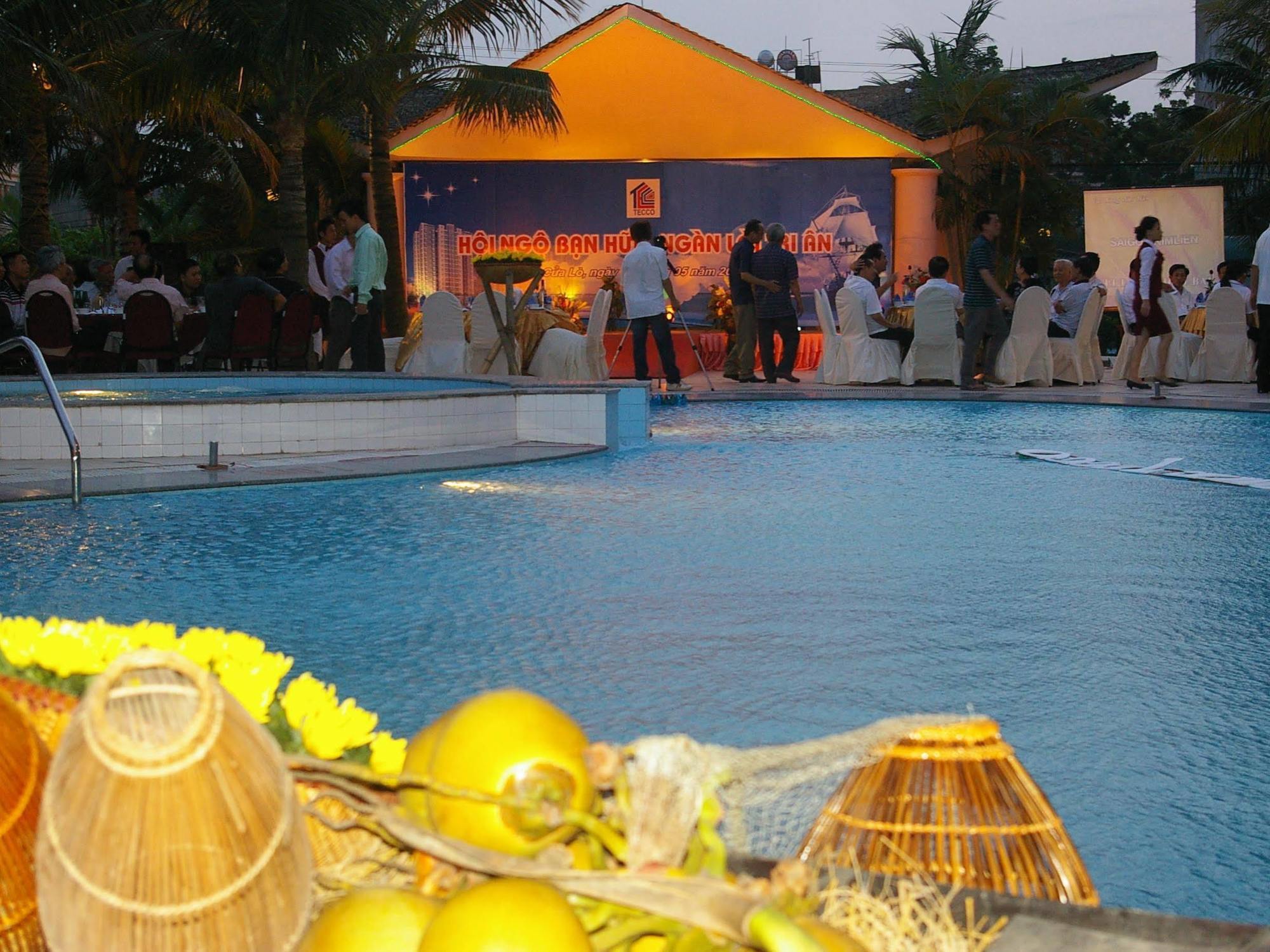 Saigon Kimlien Resort Cualo Cửa Lò Kültér fotó
